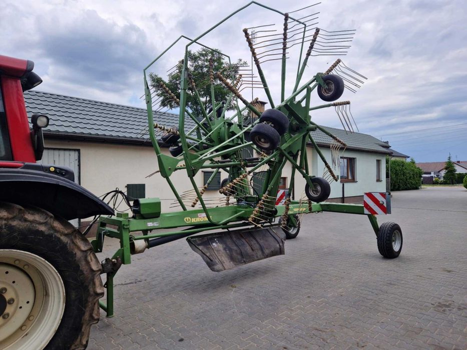 Zgrabiarka dwukaruzelowa krone KS 6.81-7.61 DUO, swadro nie pottinger