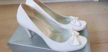 Buty ślubne białe czółenka 39