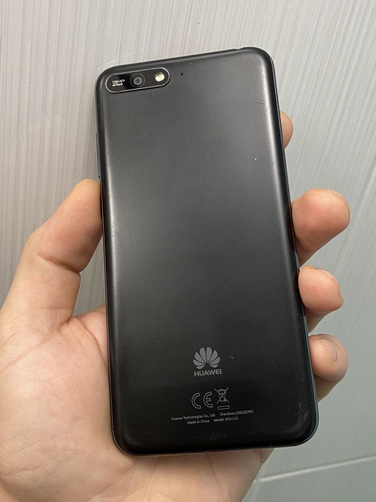 Huawei Y6 2018 (ATU-L11) рабочий , битый экран