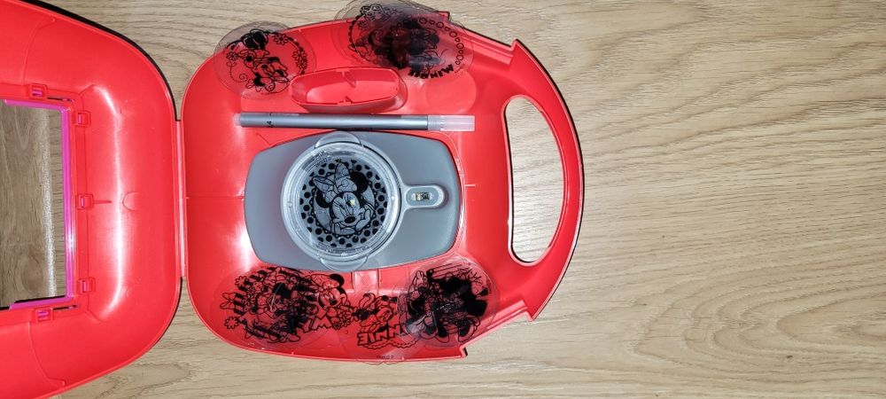 Projektor zabawka Xoomy firmy Ravensburger 6+