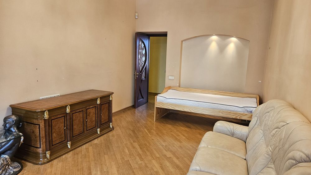 Без %, Здам 2к. вул Тарасівська 19, центр, м. Олімпійська, Університет