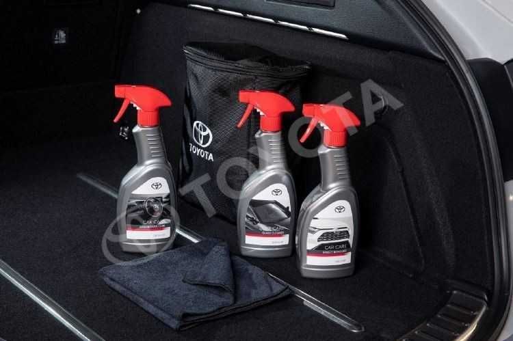 Toyota Corolla | Oryginalne Dywaniki | Kosmetyki | Zestaw powitalny