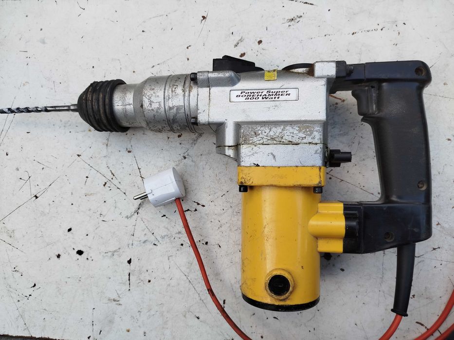 Młotowiertarka SDS sieciowa 800 W