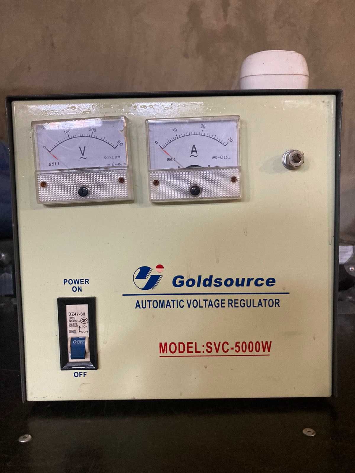 Стабилизатор напряжения Goldsource SVC-5000W