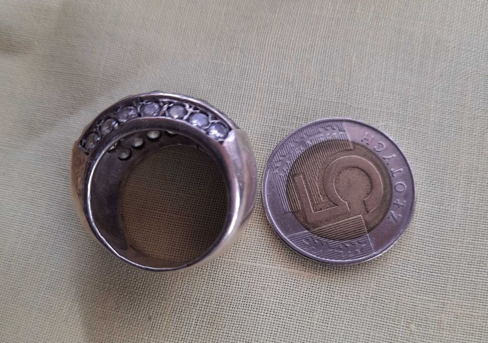 Potężny srebrny pierścionek plus kolczyki w cenie 90zł