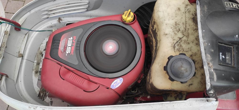 Kosiarka traktorek  pompa oleju