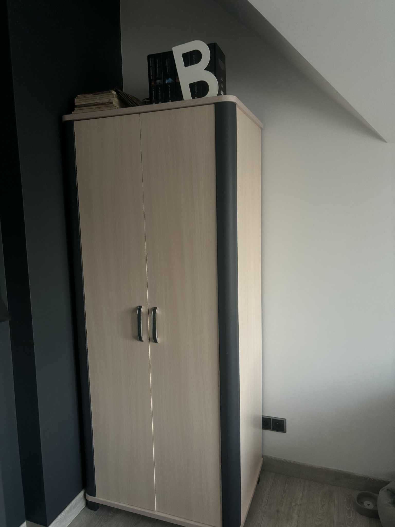 Meble dziecięce oddam
