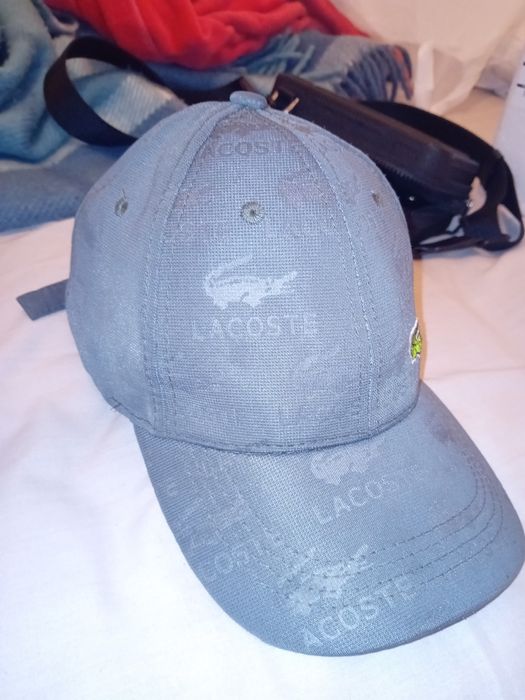 Boné lacoste original cinza como novo
