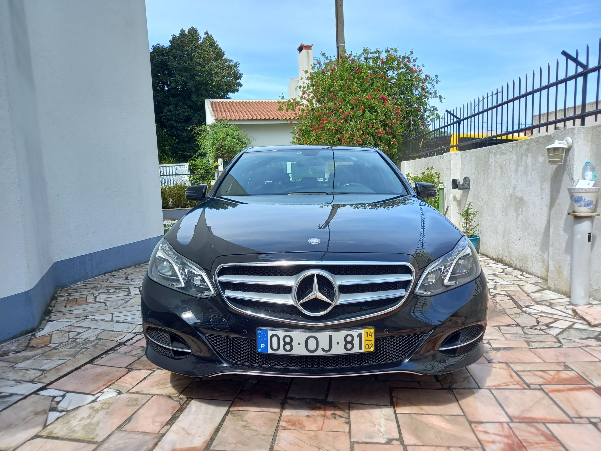 Mercedes Benz E300 CDI BLUETEC HYBRID AVANTGARDE