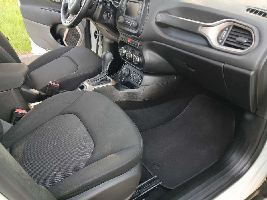Jeep Renegade 2.4 L + Gaz
