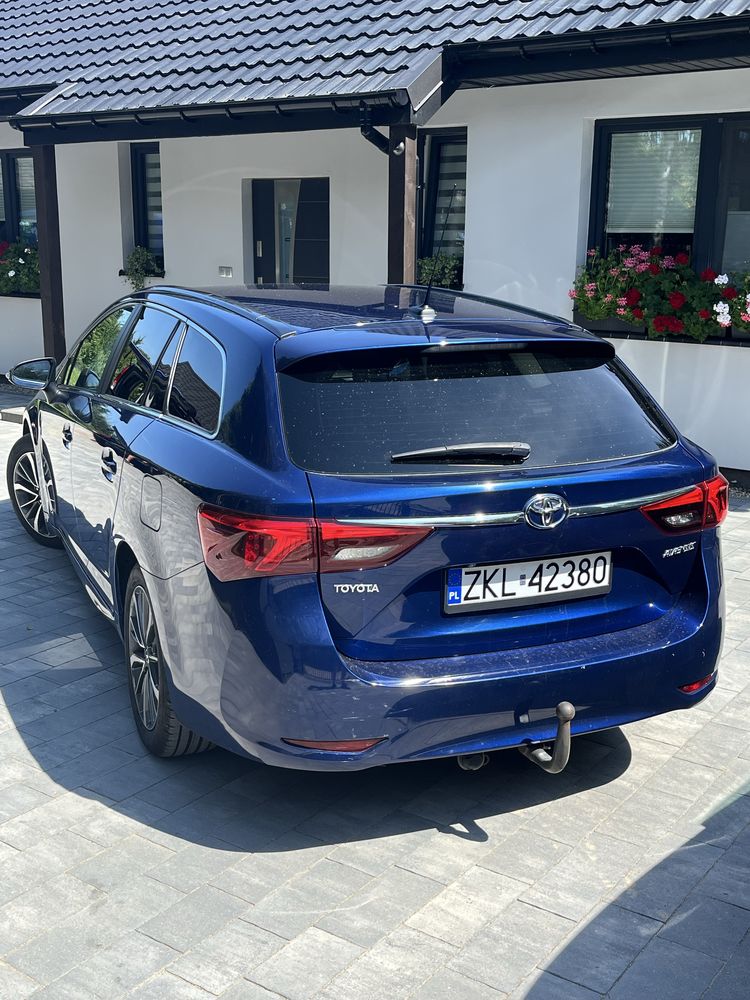 Toyota Avensis 2.0 Diesel 143km
