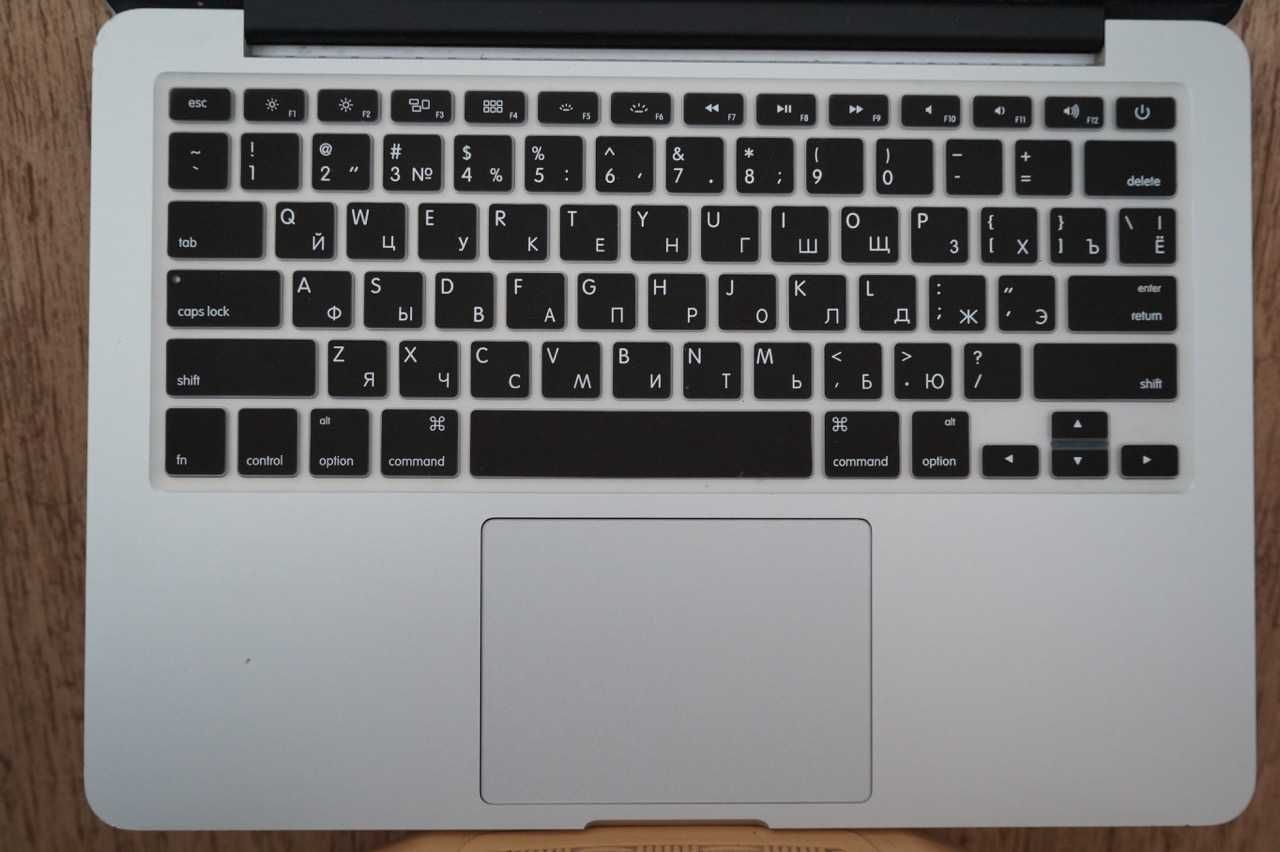 13" Macbook Pro Early 2015 Retina A1502 i5x8Gbx256Gb SSD