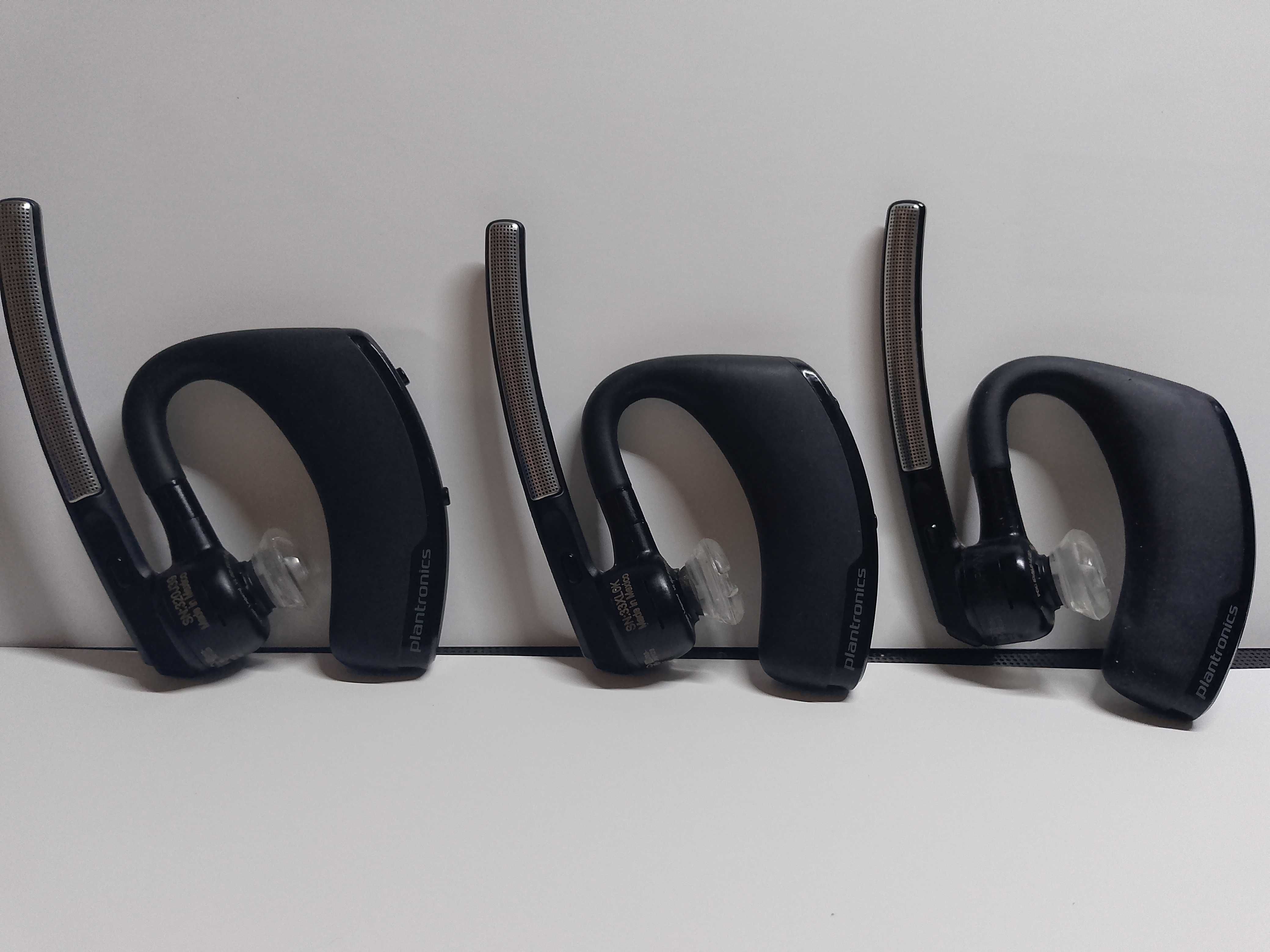 Безпроводова Bluetooth-гарнітура Plantronics Voyager Legend Чорна