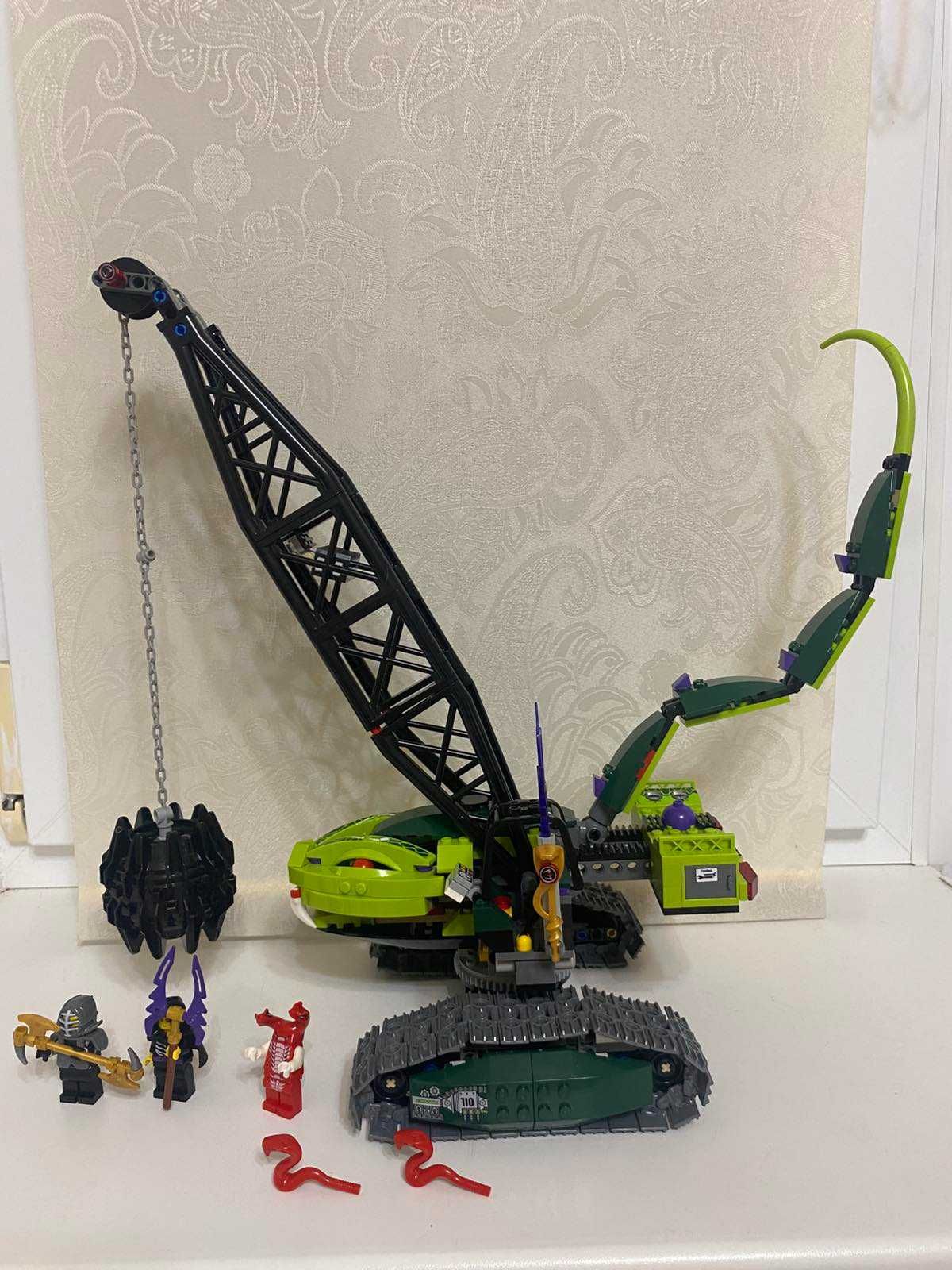 Lego Ninjago 9457 fangpyre wrecking ball