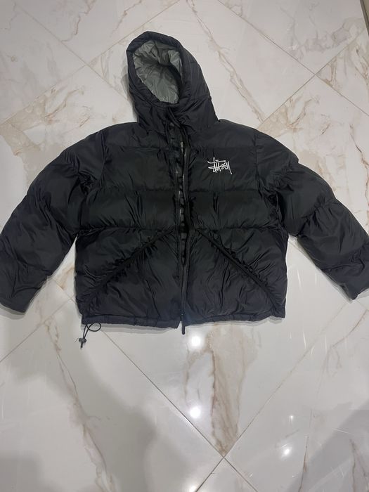 Продам пуховик Stussy