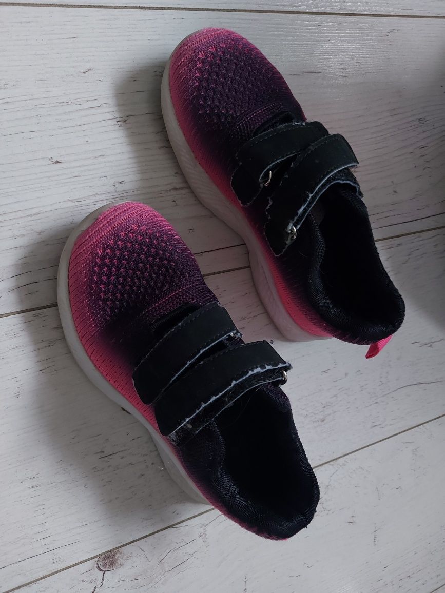 Adidasy dla dziewczynki