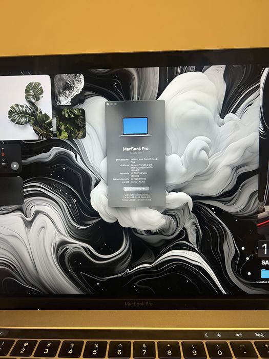 Macbook pro touchbar