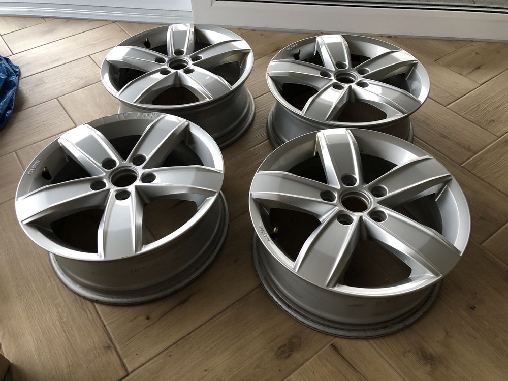 Komplet felg / felgi OEM do VW Golf Passat Touran 16 cali 5x112