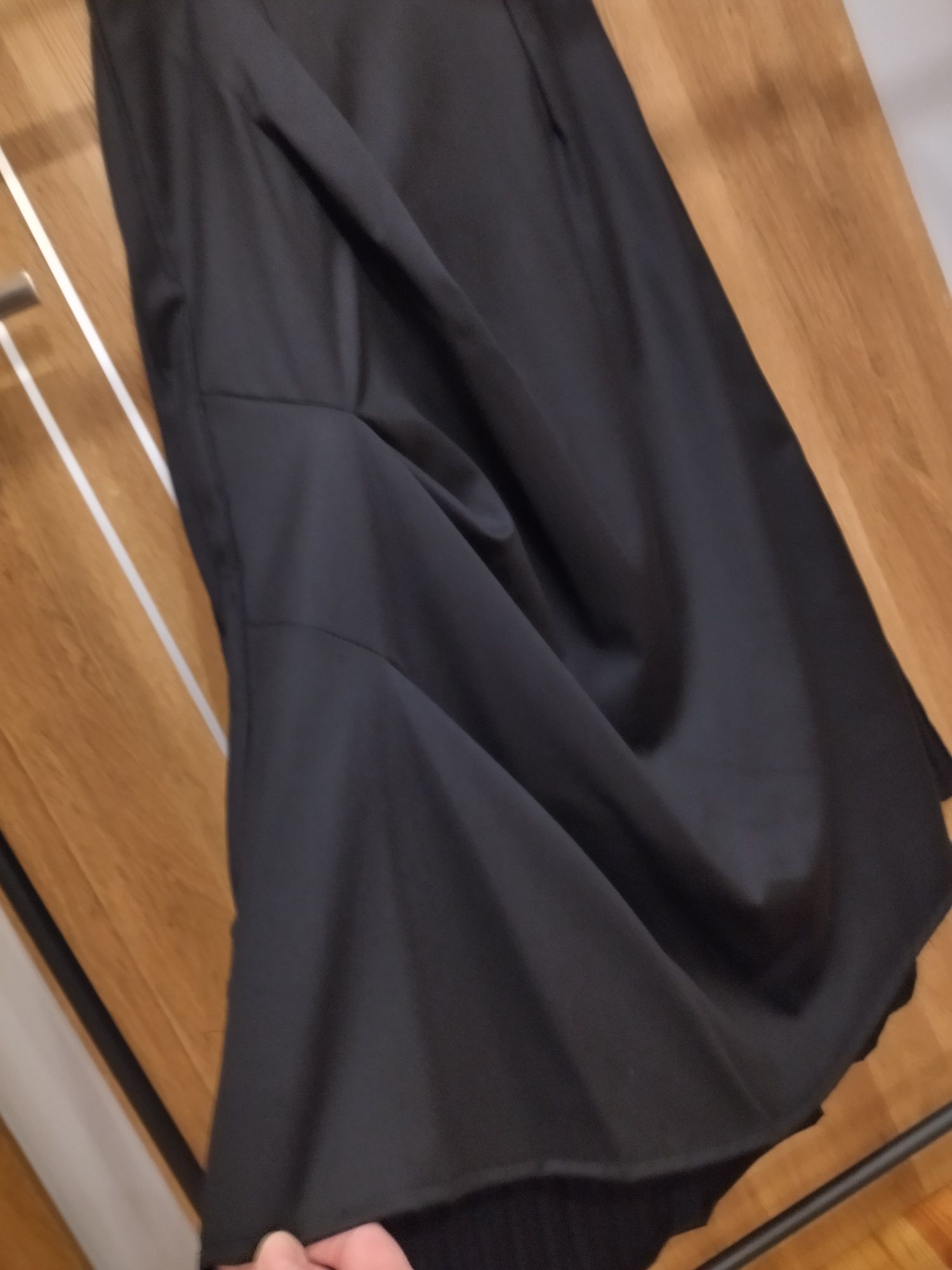 Nowa czarna spódnica z firmy Stella Milani z kolekcji Italia