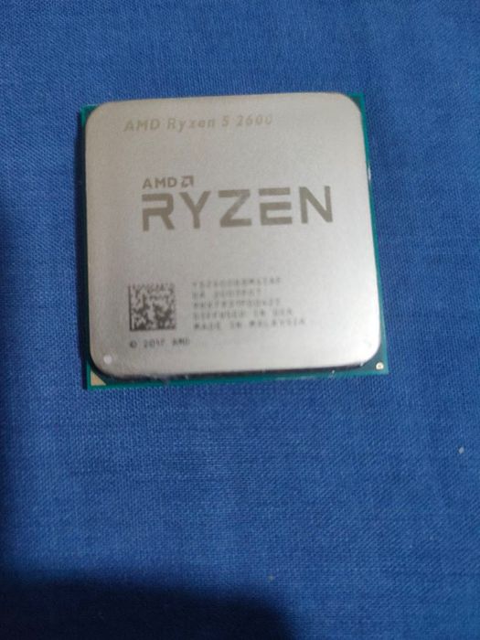 Процессор AMD RYZEN 5 2600 + кулер