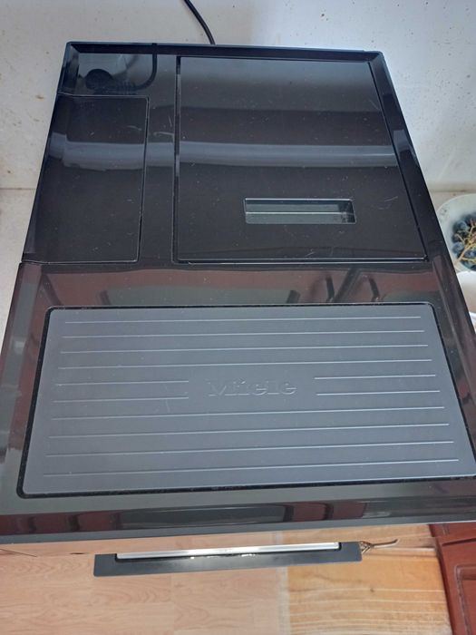 Кофе машина Miele CM 7300
