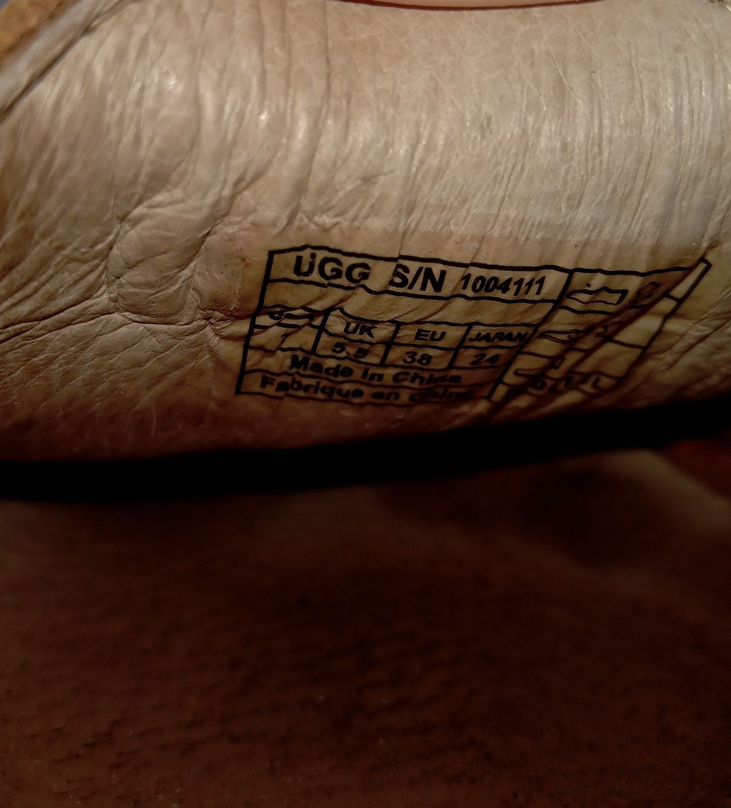 Baleriny UGG Chivon r.38