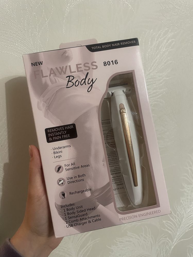Нова електробритва для жінок New Flawless Body White