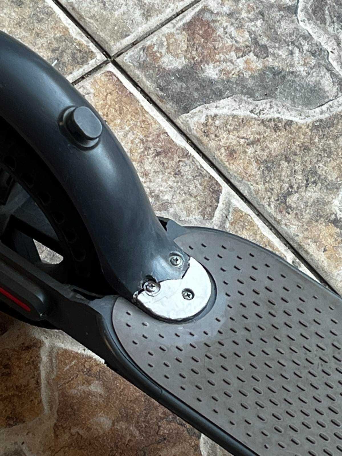 СамокатЕлектросамокат М365 Xiaomi Mi Scooter Essential Чорний