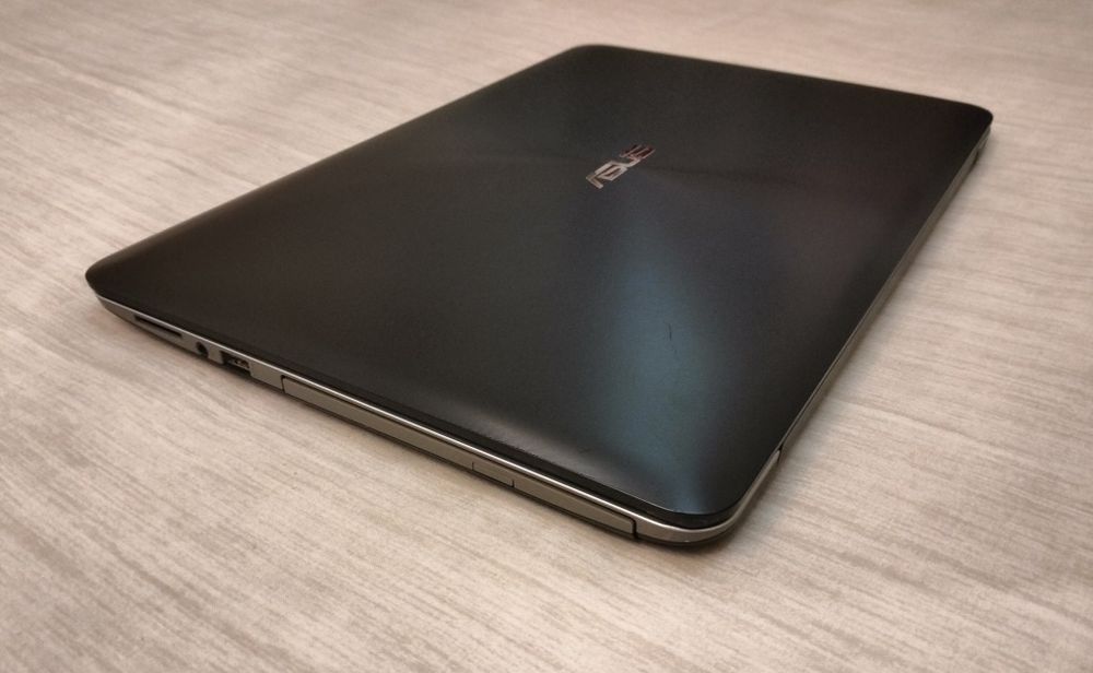 Asus _core i5/SSD 256/ram 12/Nvidia 940mx/новая батарея 3 ч.