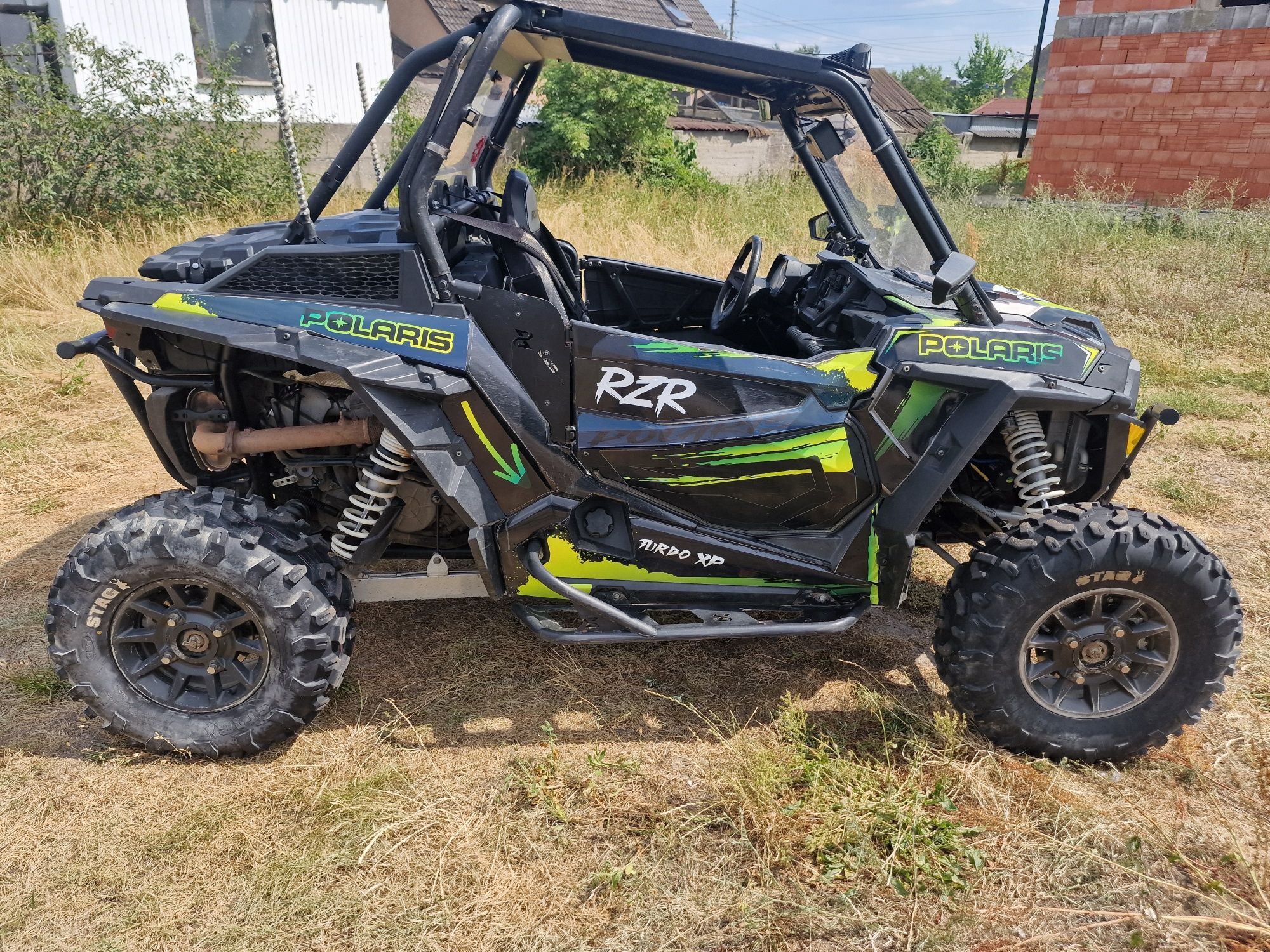 Polaris rzr 1000 turbo utv buggy