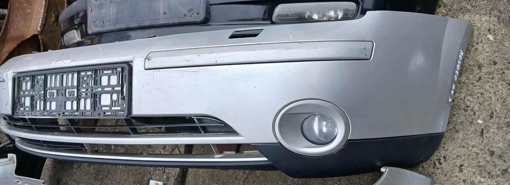 Ford Mondeo Mk3 Zderzak przedni kolor SREBRNY