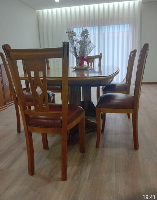 Sala jantar aparador bom estado