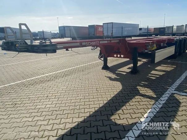 Schmitz Cargobull S.CF ALLROUND 20’-45’  do przewozu kontenerów od 20’ do 45'. Bardzo mało używana.