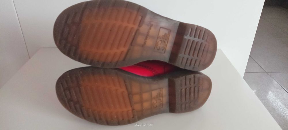 Dr. Martens 39 wysokie 1460 czerwone lakierowane