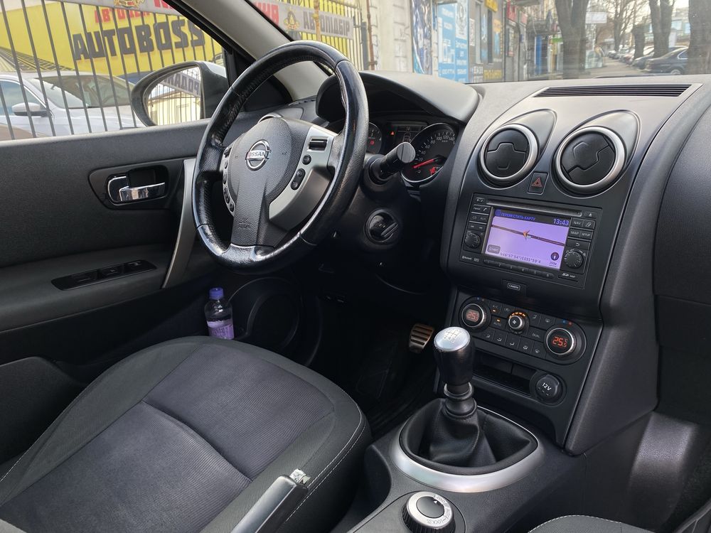 Nissan Qashqai 2012 7 мест, дизель