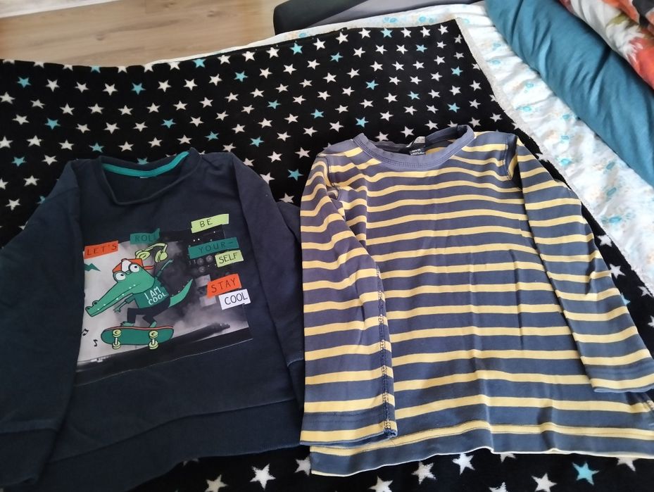 Spodnie i bluzki chłopięce