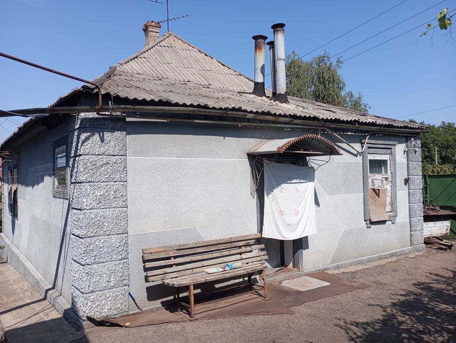 Дом с удобсвами в безопасном р-оне