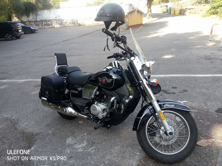 Estou vendendo a minha moto