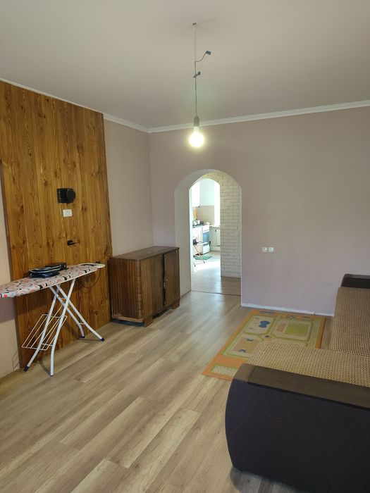 2-кімнатна квартира в центрі!