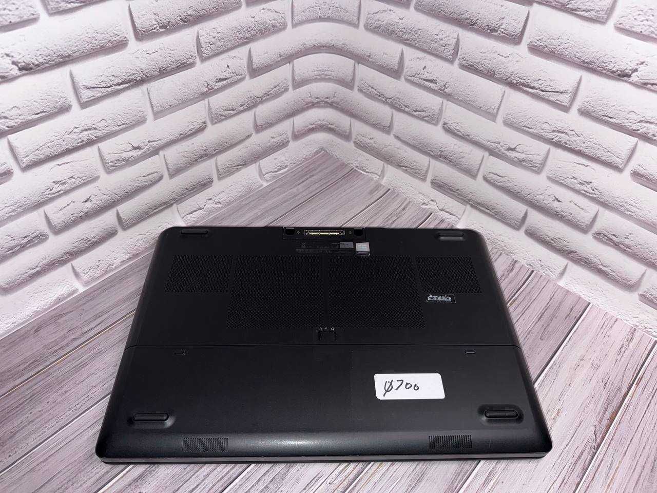 Dell Precision 7720 | I7-6820HQ | Quadro P4000 | 32GB Ram | 256GB SSD