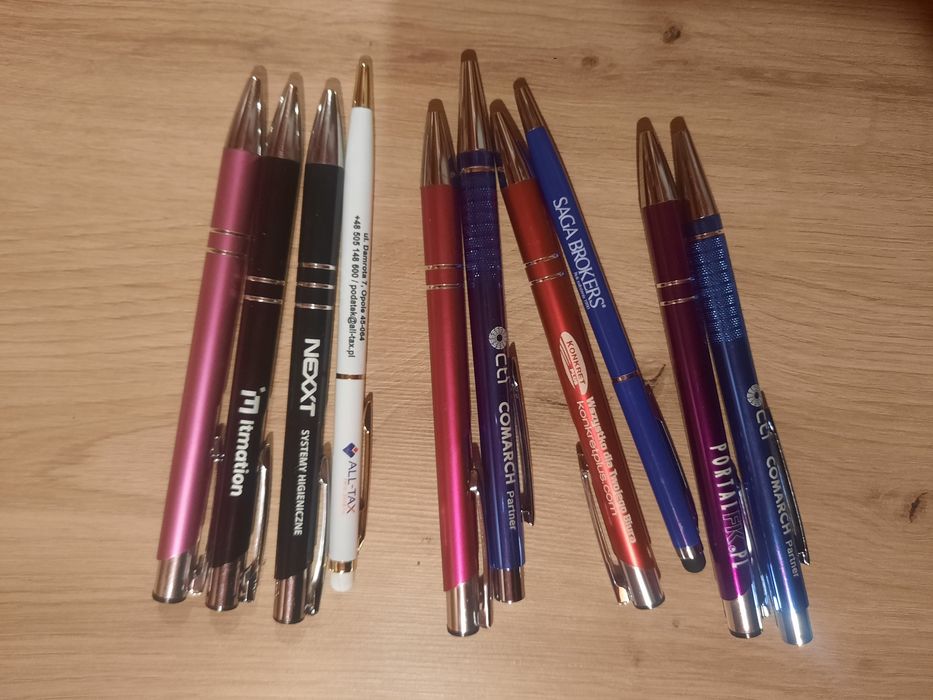 Długopisy nowe, nieużywane po 2zł/szt.