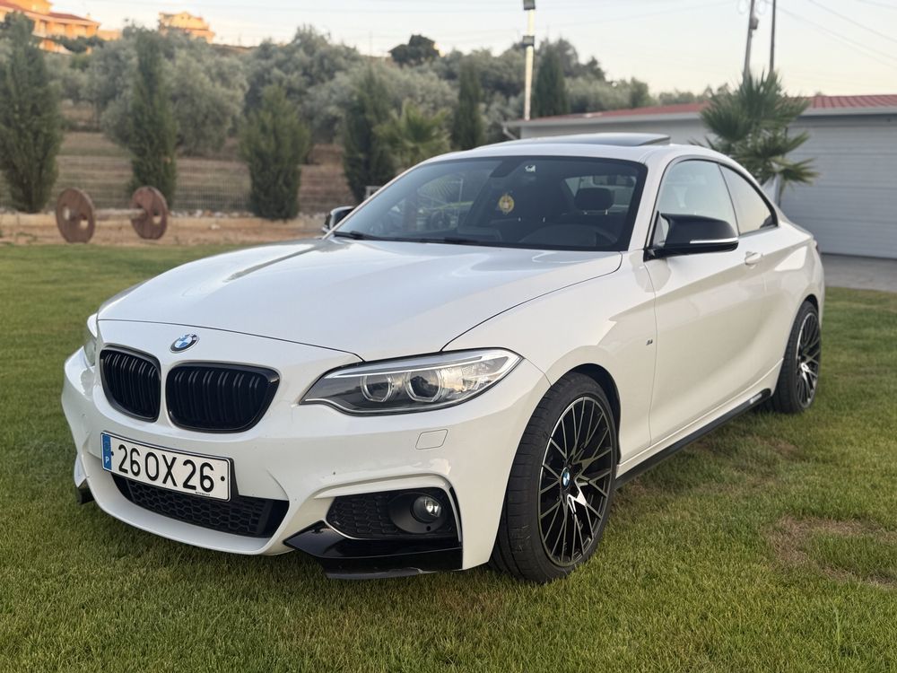 Bmw 225D pack m “nacional” como novo