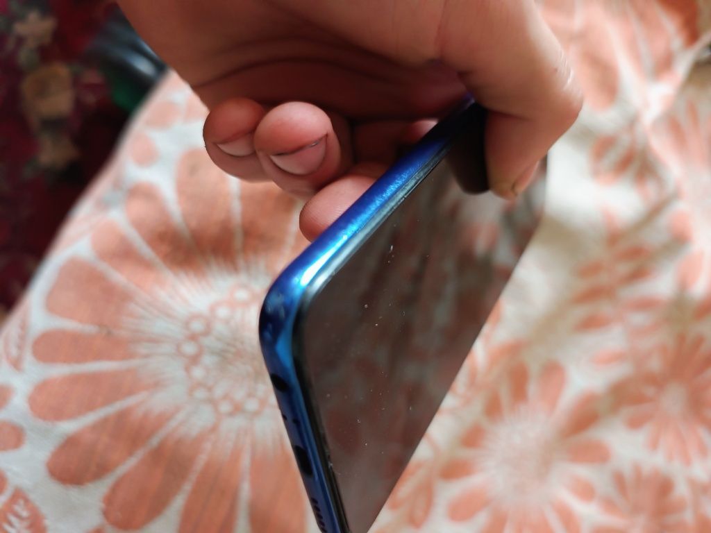 Продам Redmi note 8t