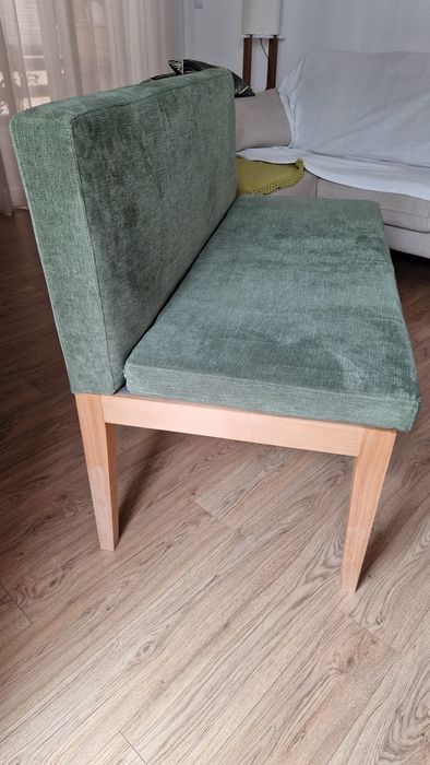 Banco corrido almofadado