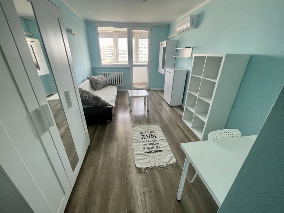 Od 01.11. - Duży pokój z balkonem dla pary blisko centrum Wifi w cenie