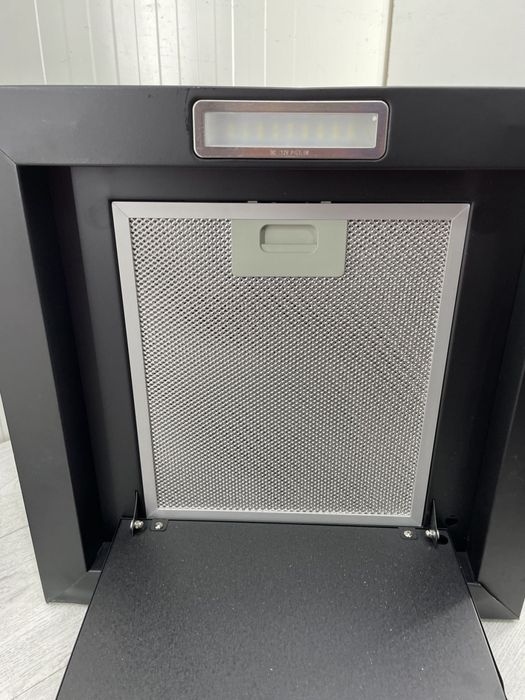 Острівна витяжка Klarstein Kronleuchter