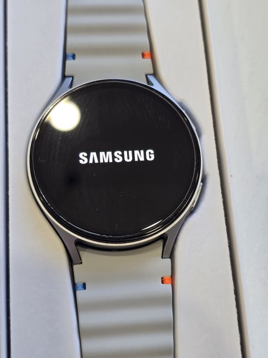 Samsung Galaxy Watch 7 LTE 44mm (srebrny) gwarancja, jak nowy