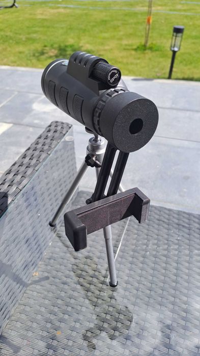 Teleskop dla telefonów komórkowych