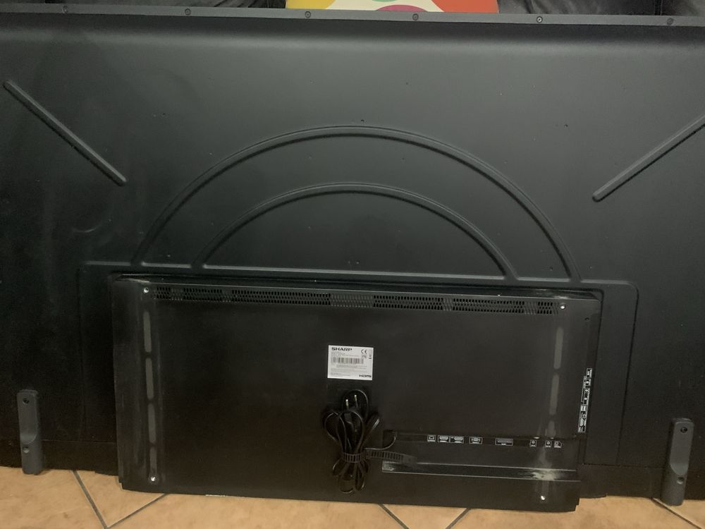 Telewizor lcd Sharp