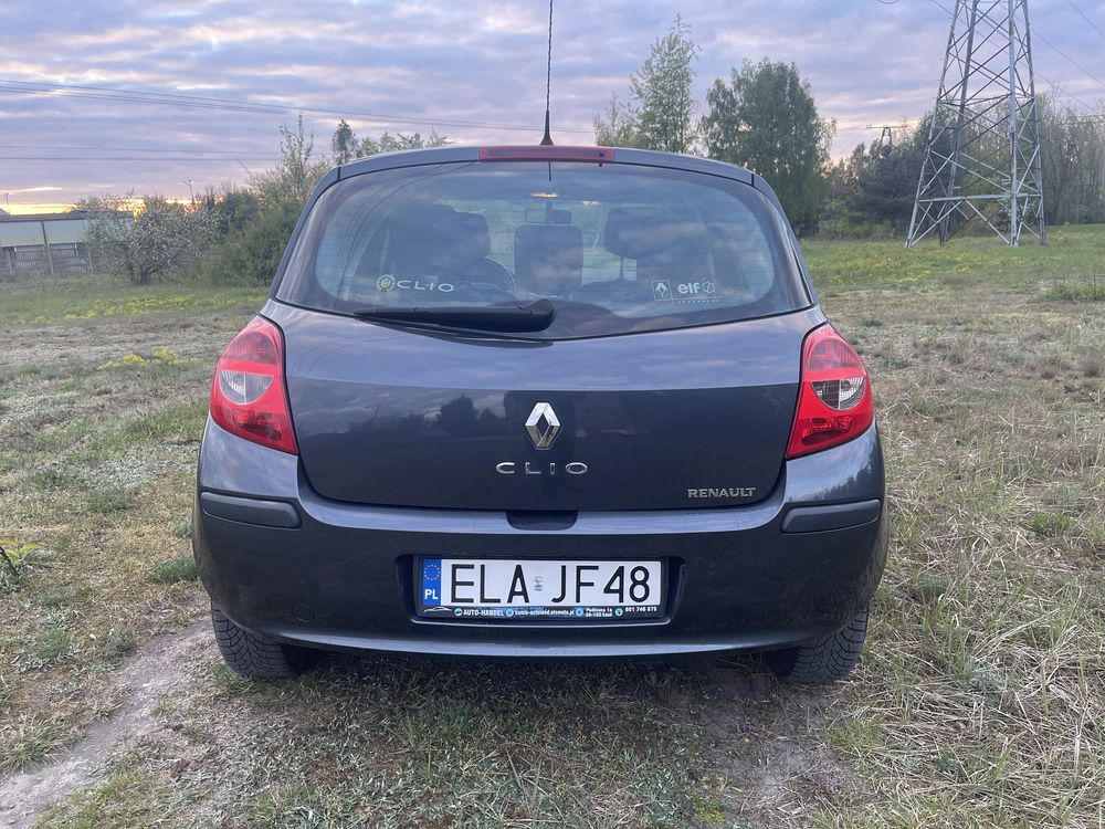 Renault Clio III 1.6